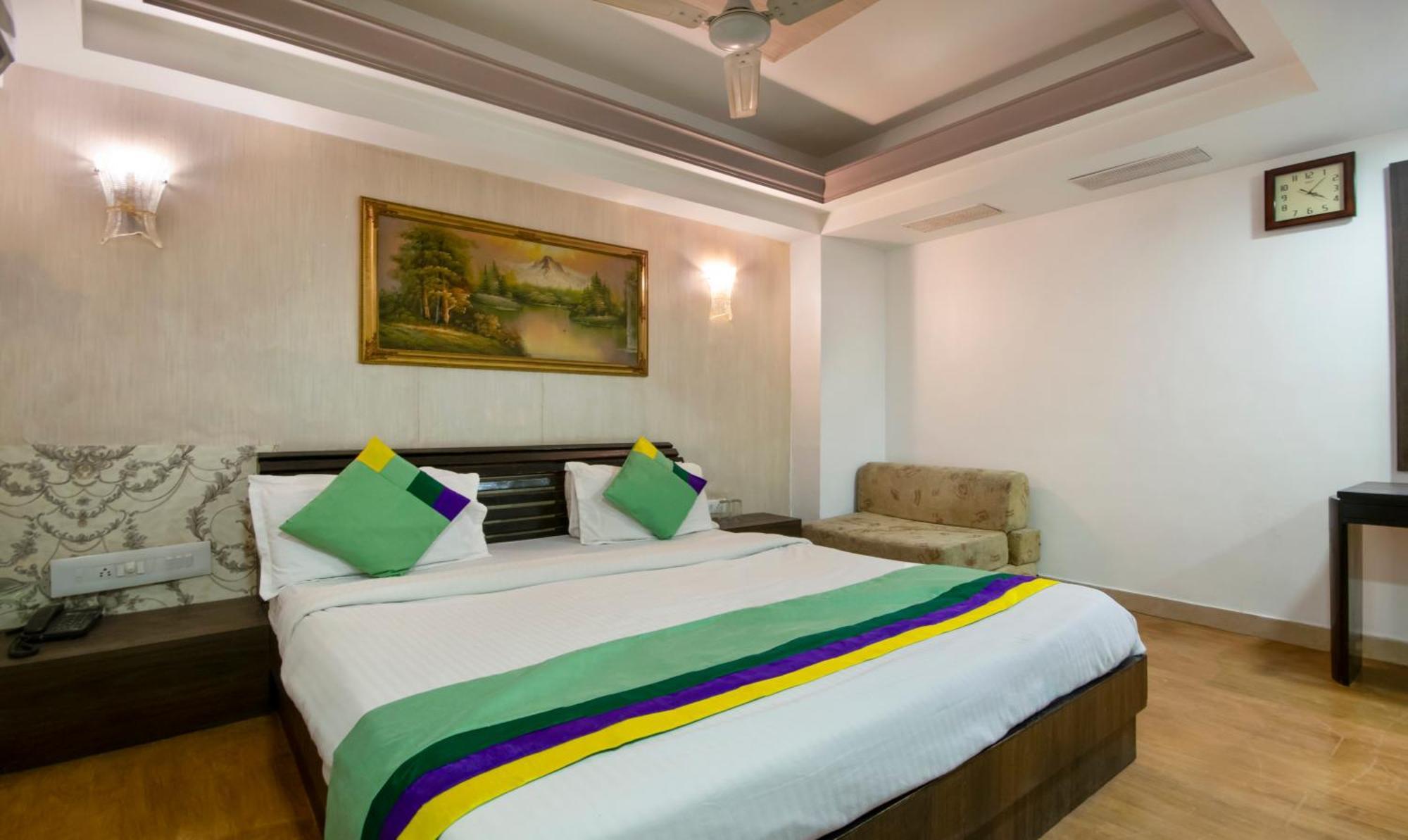Itsy Hotels Shree Krishna Palace Ahmedabad Esterno foto
