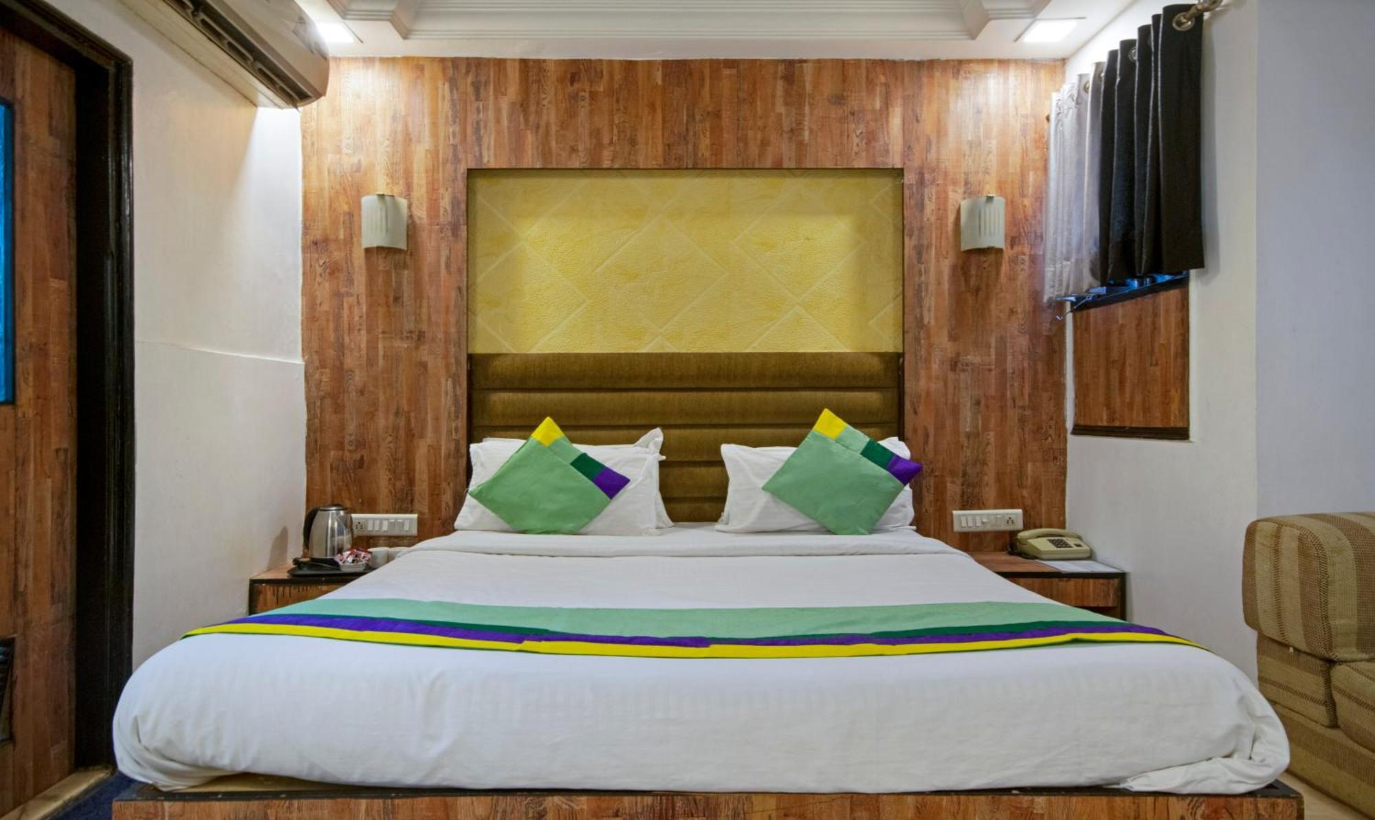 Itsy Hotels Shree Krishna Palace Ahmedabad Esterno foto