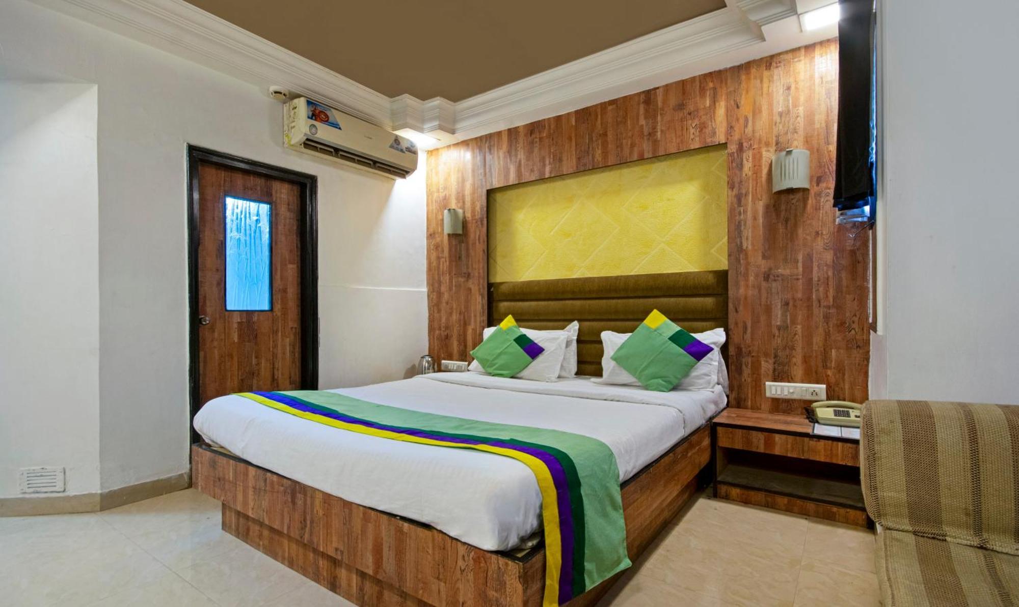 Itsy Hotels Shree Krishna Palace Ahmedabad Esterno foto